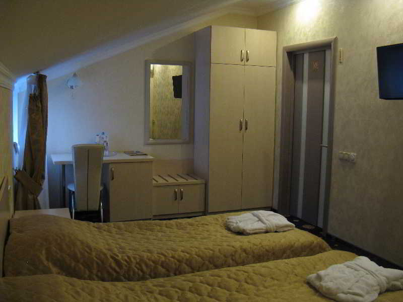 Gonchar Hotel Kiev Bagian luar foto