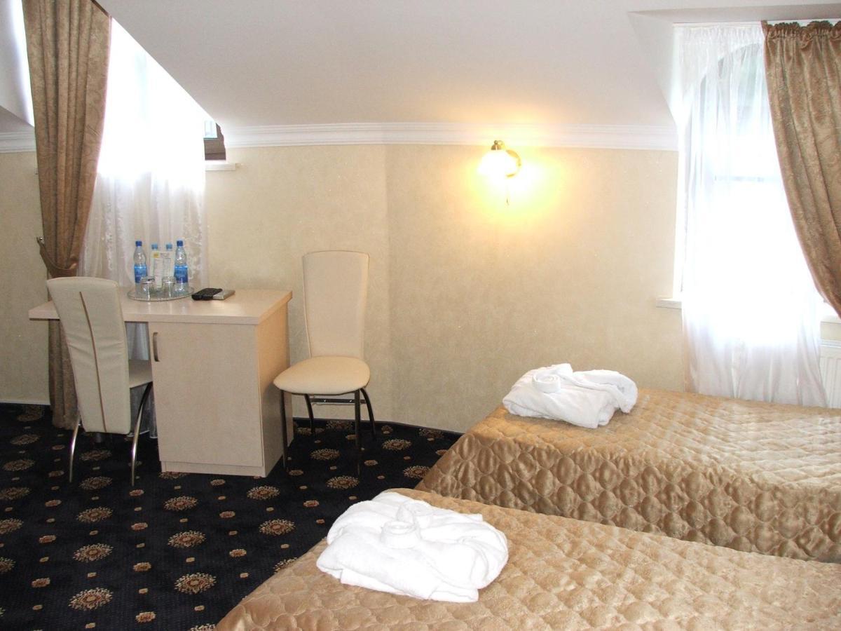 Gonchar Hotel Kiev Bagian luar foto